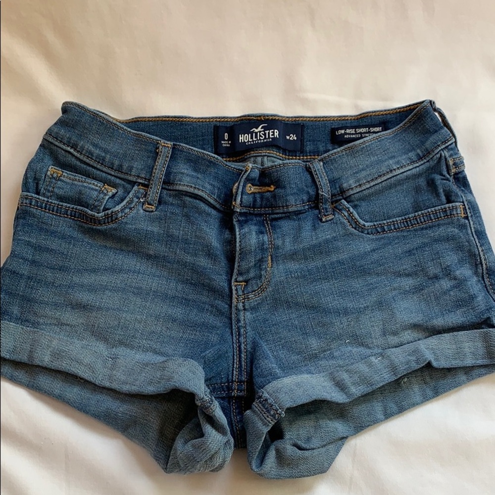 Hollister Sz0 blue denim low rise short shorts